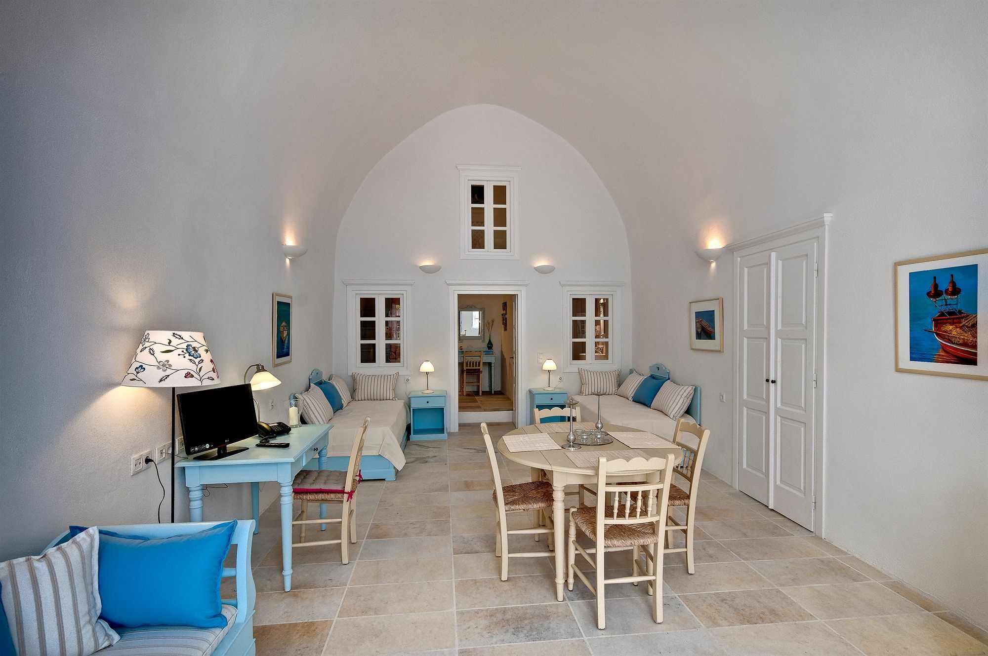 Cori Rigas Suites Фира Екстериор снимка