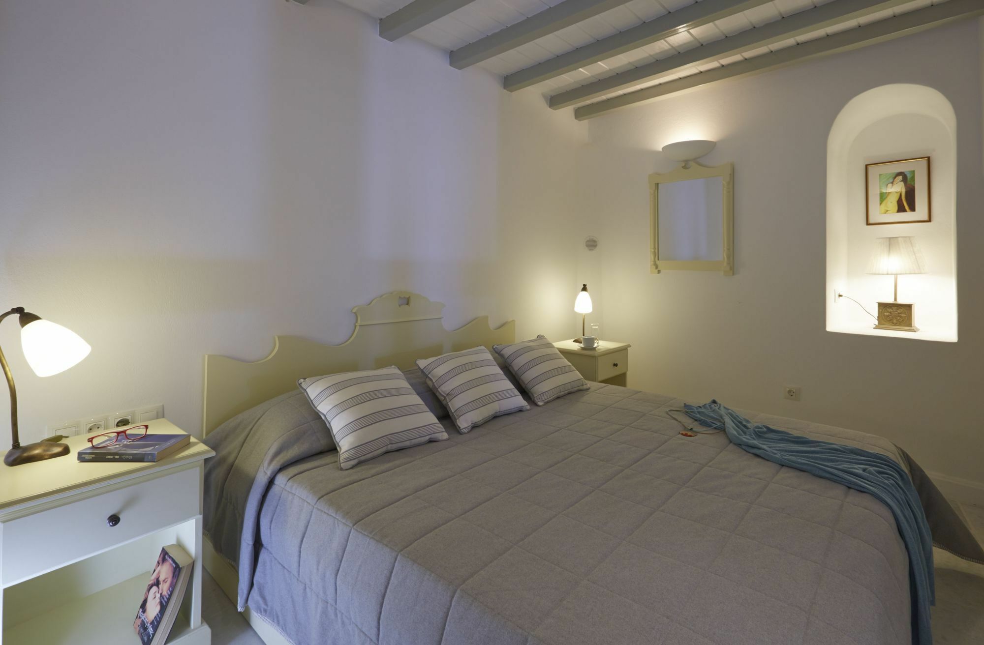 Cori Rigas Suites Фира Екстериор снимка